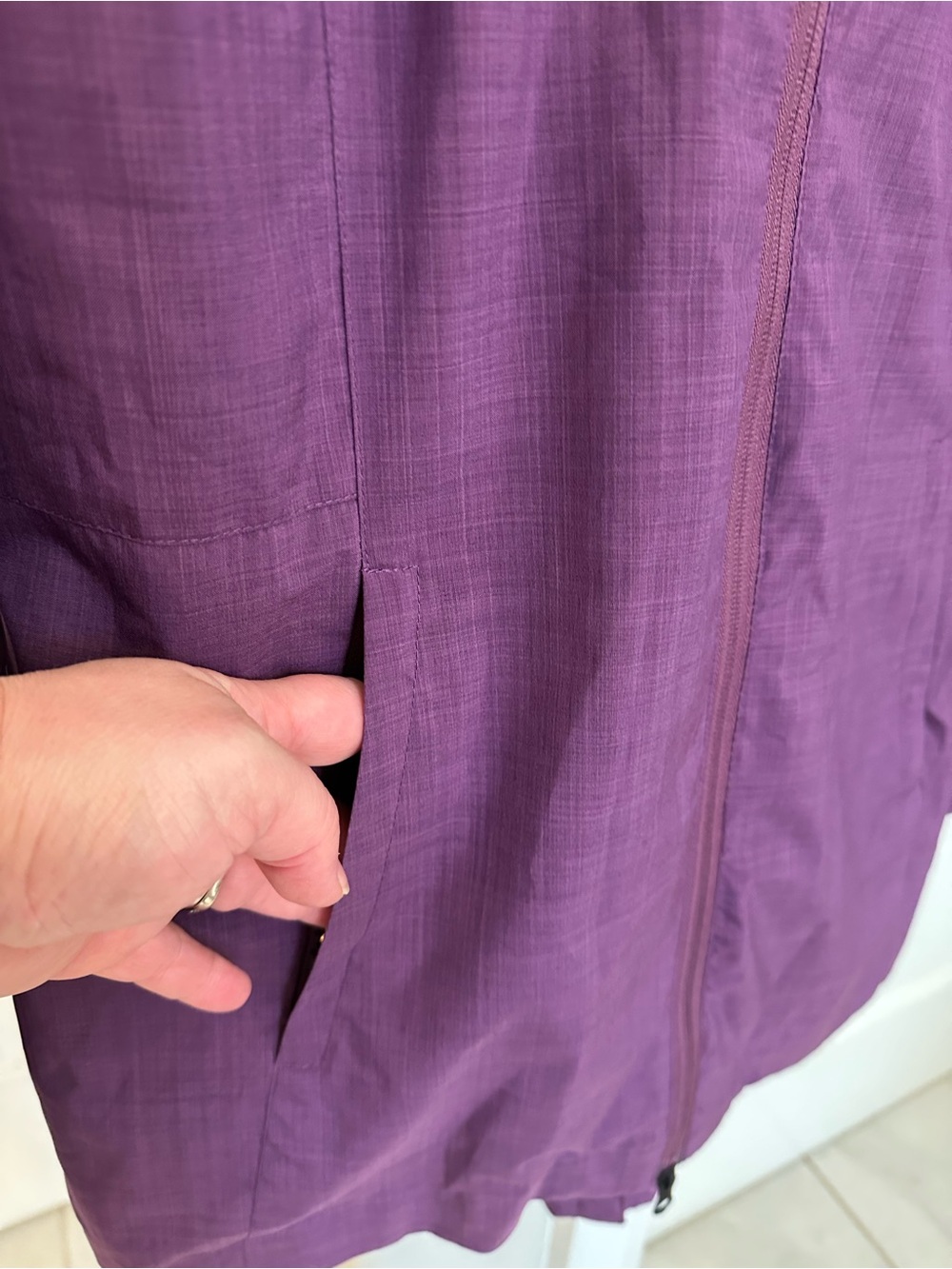 Kerrits Womens M Purple Full-Zip Hooded Rain Riding Jacket Pockets Equestrian - Picture 6 of 7